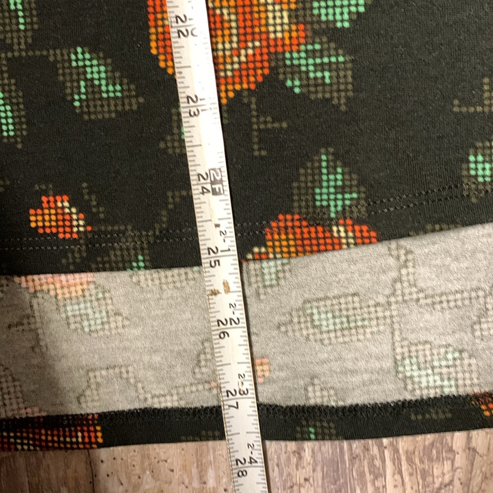 Lularoe Christy - Picture 4 of 6